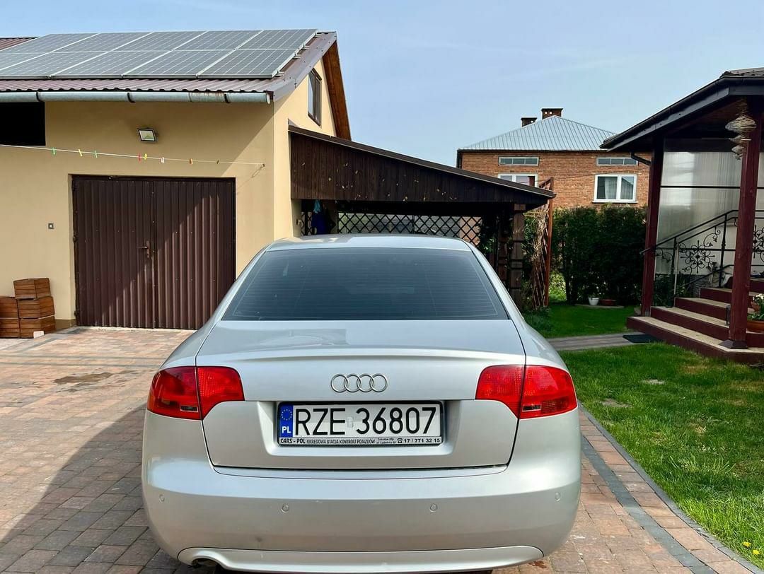 Audi a4b7 s-line 2.0 alt b + gaz, hak