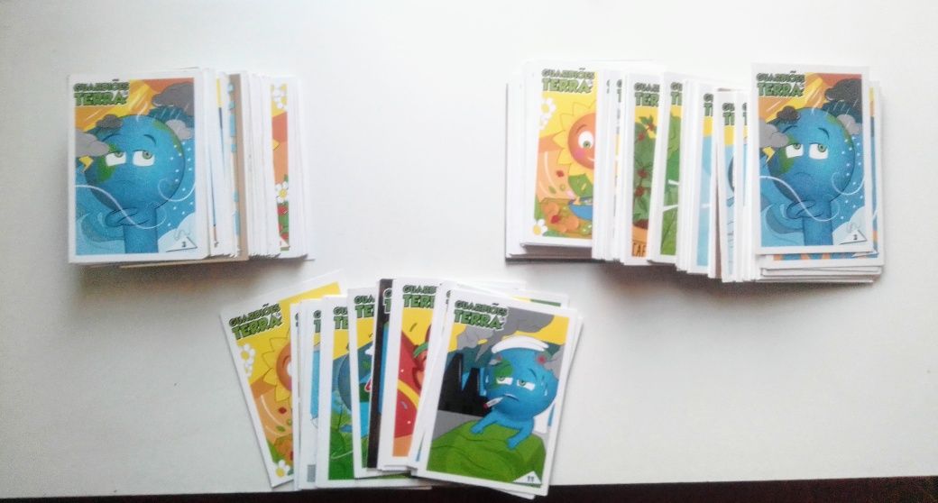 Cromos Angry Birds 2 e cartas Lidl.