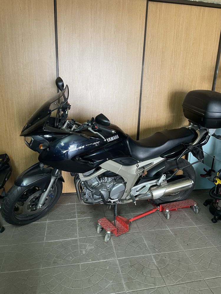 Vende-se moto Yamaha TDM 900