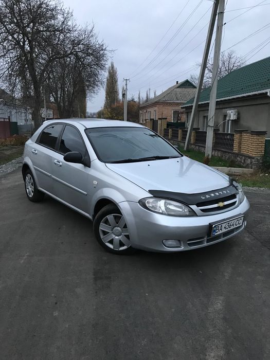 Продам авто шевроле лачеті