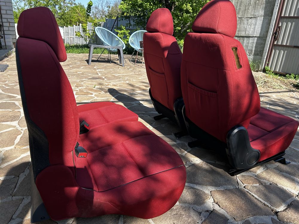 Mitsubishi colt сиденья кресла