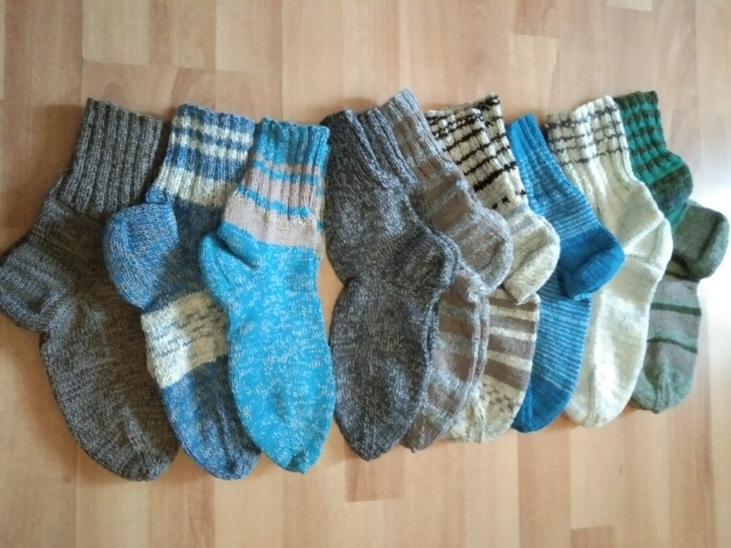 Чоловічі шкарпетки вязані