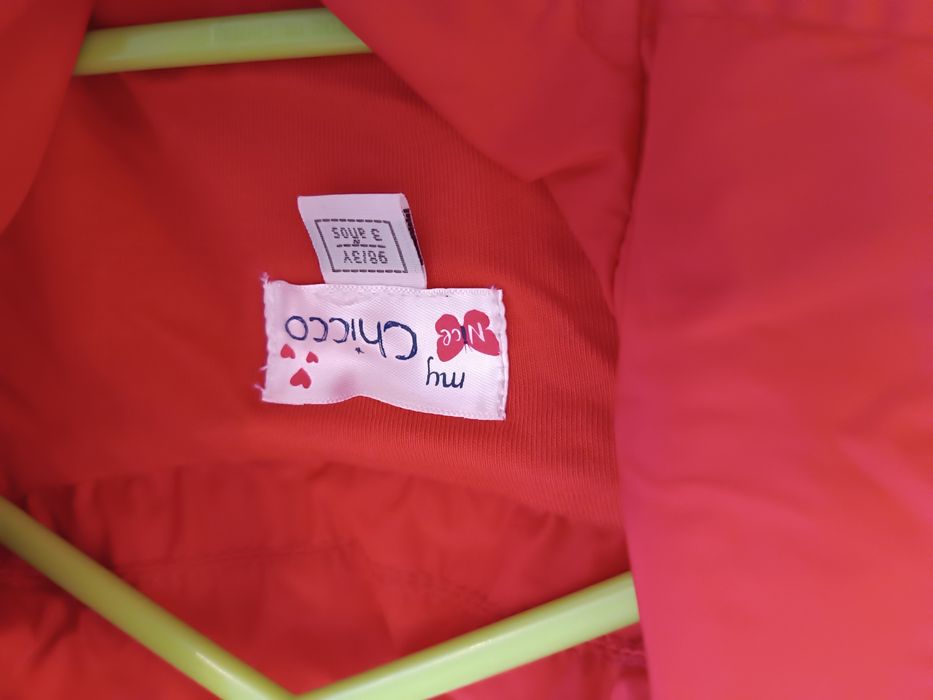 Parka vermelha 3 anos