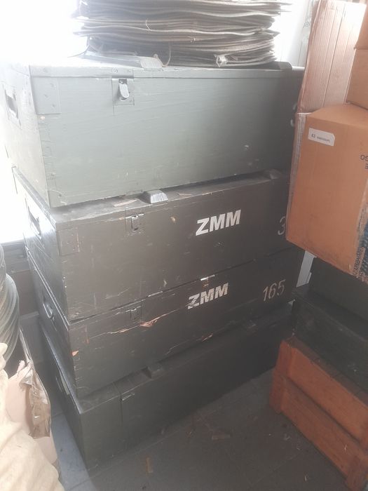 Wojskowa skrzynia drewniana