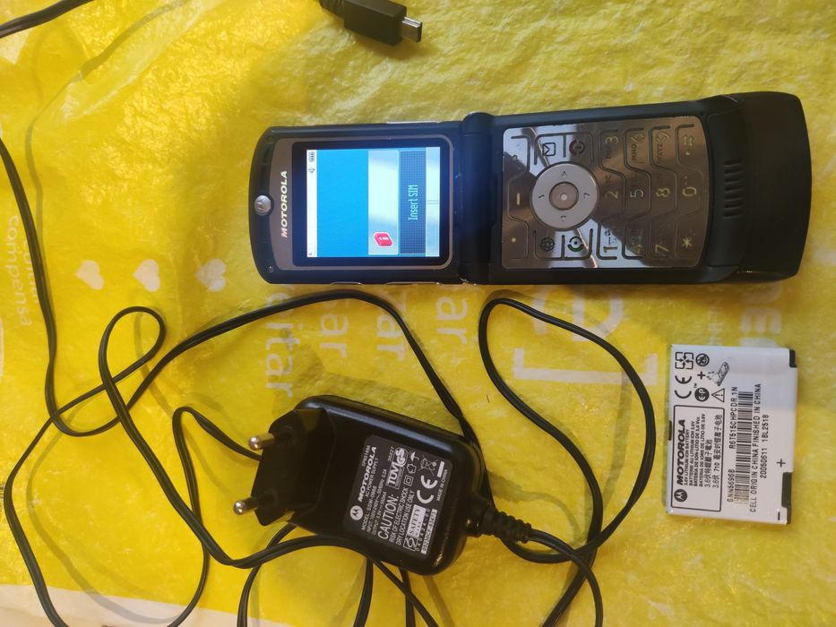 Telemóvel Motorola V3
