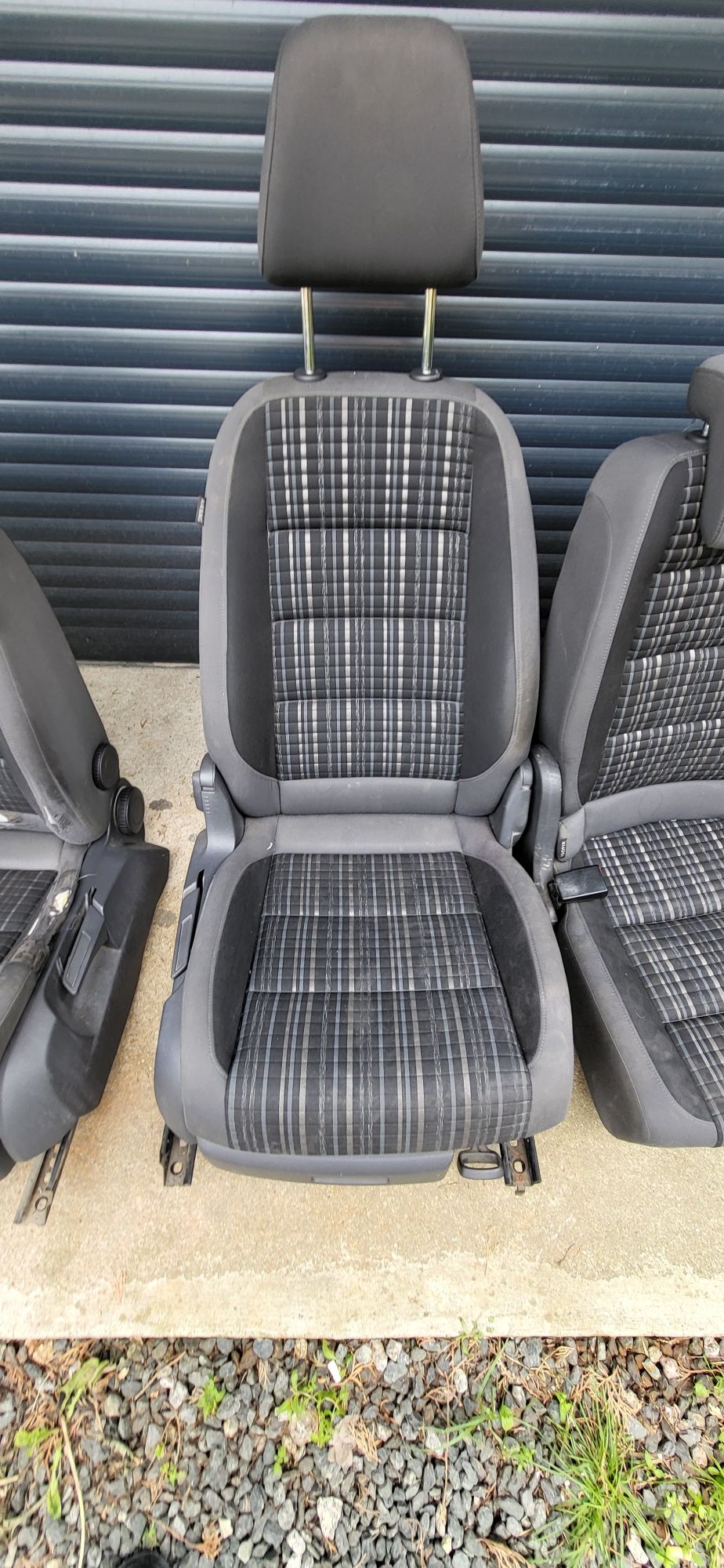 Komplet foteli VW touran cross 2011 rok 1t3 lift