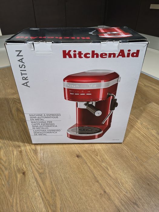 Нова кавоварка KitchenAid 5KES6503ECA