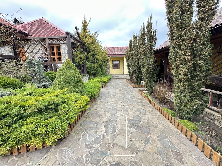 Продам дачні будинки біля річки