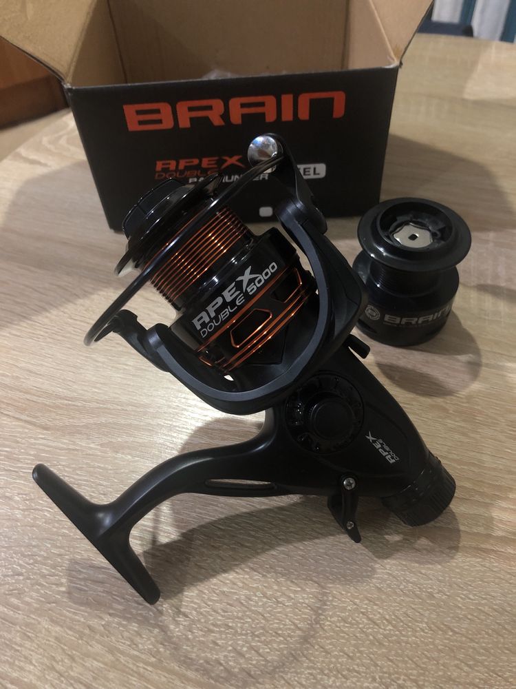 Катушка Brain Apex Double Baitrunner 5000  6+1bb