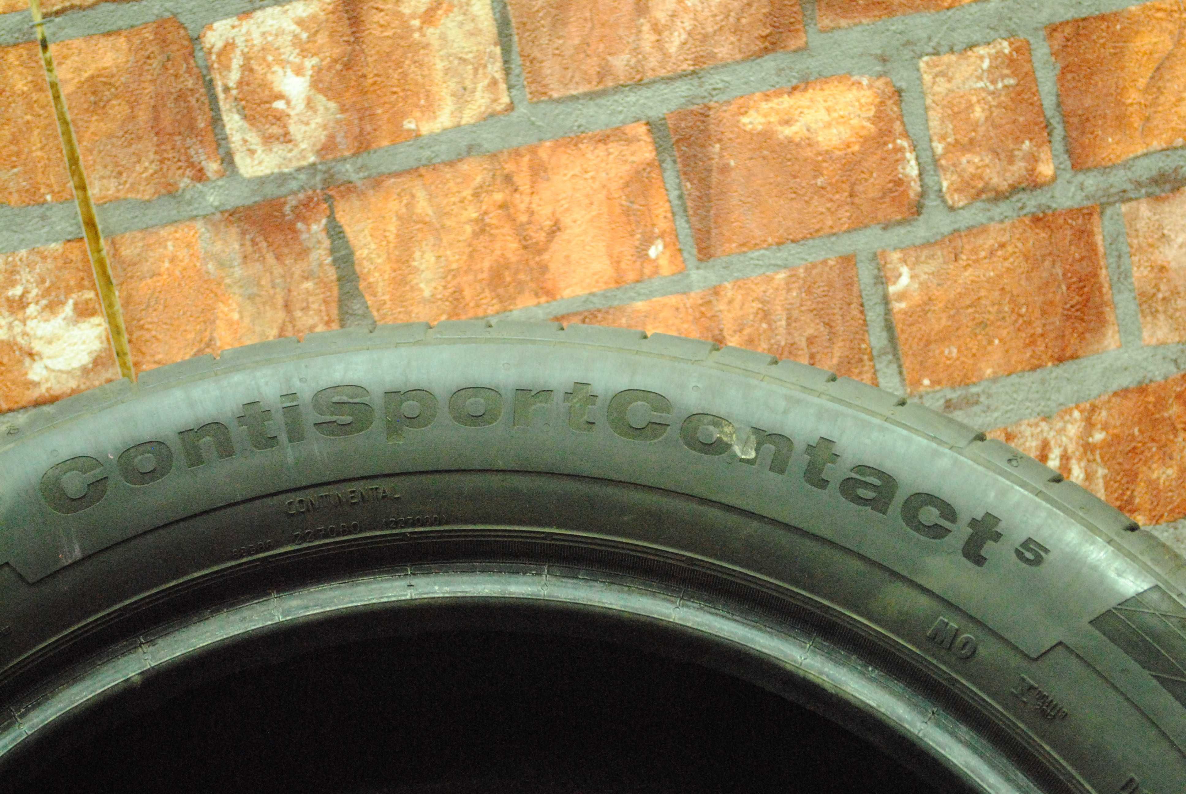 Continental 235 50 R18