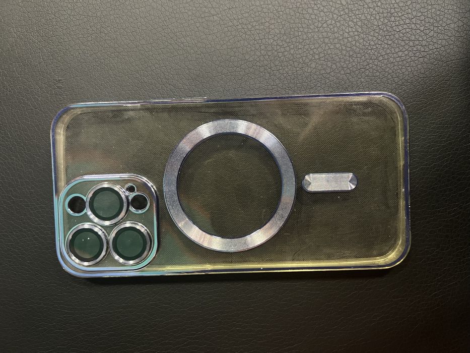 Чохли на 13 про чохол