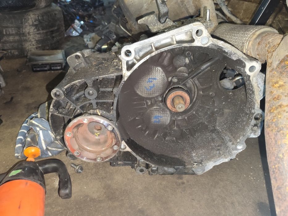 VW Passat B6 2.0 TDI 170KM Audi Skoda skrzynia biegów HVS