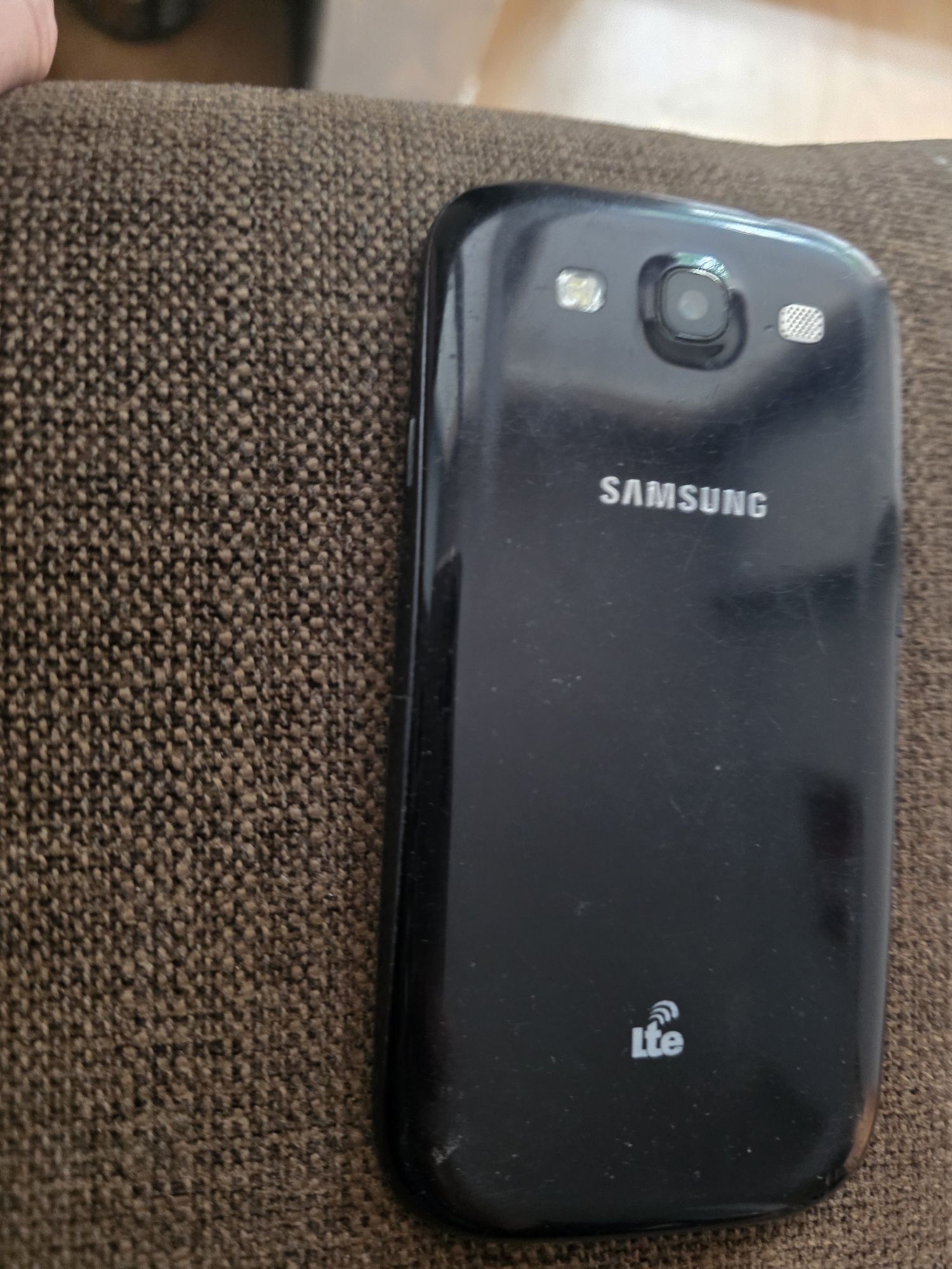 Samsung Galaxy SIII S3 Smartfon model GT-I9300