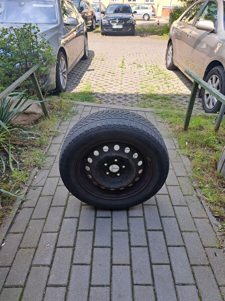 Opona do Toyoty Camry