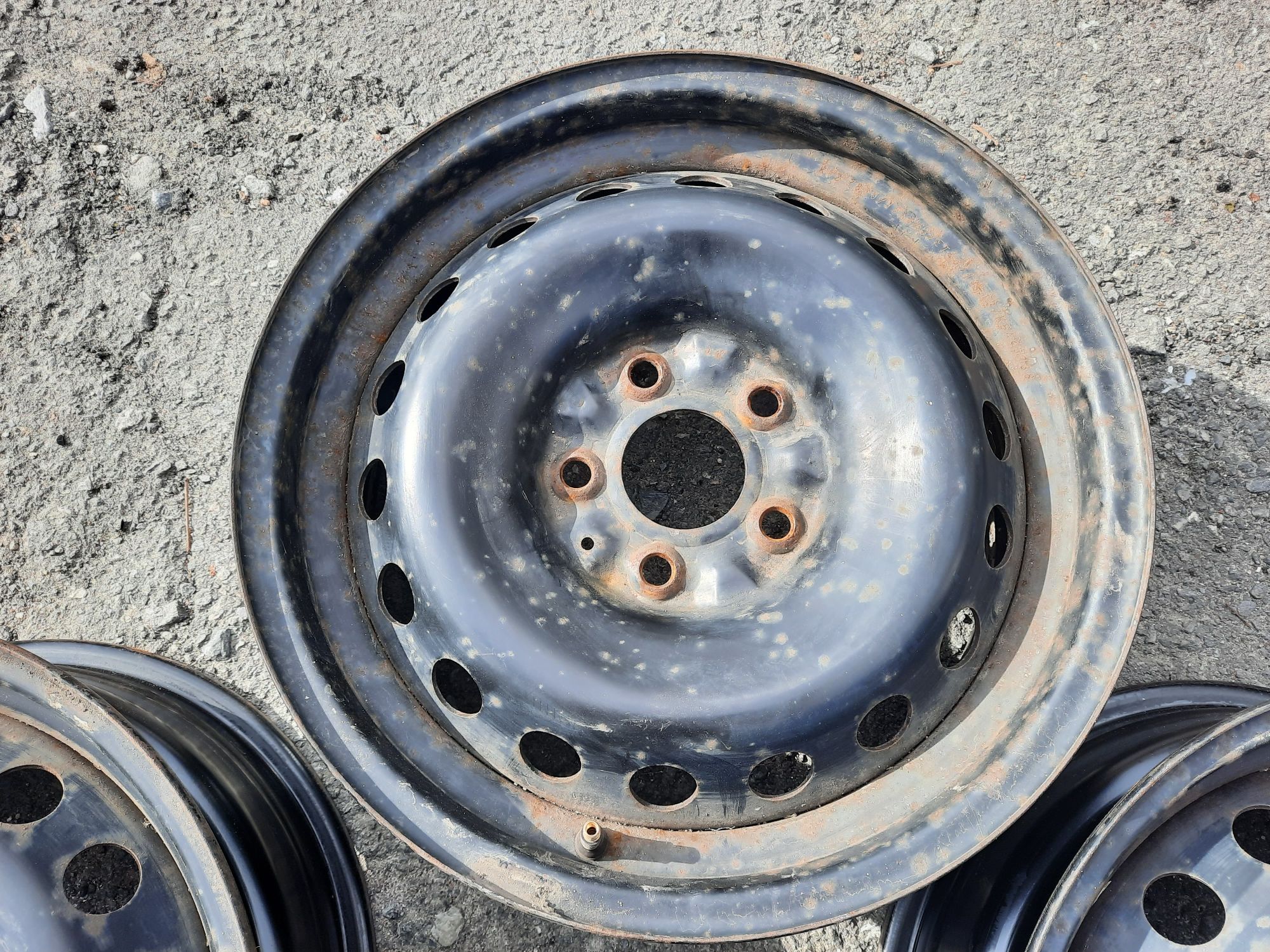 Диски r16 5x114,3 et40 j6,5 dia66,1 Nissan Qashqai Renault Megane 3 Sc