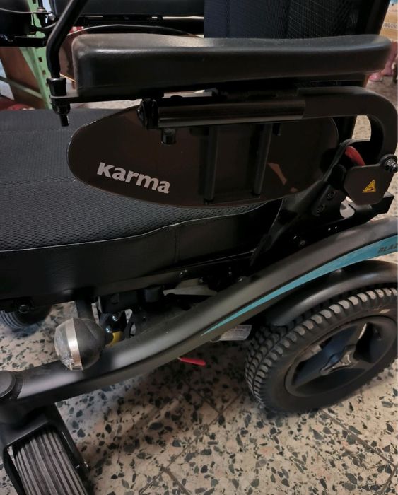 Коляска інвалідна