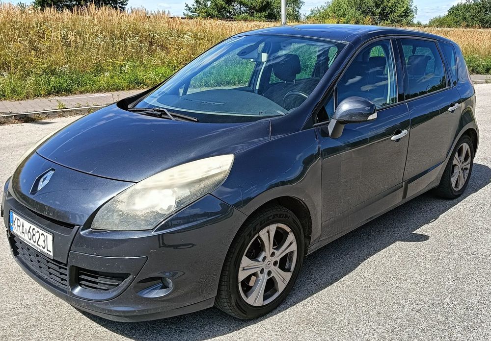 Renault Scenic Renault Scenic III Expression 1.4 TCe (96 kW / 130 KM) 2010 rok B+G