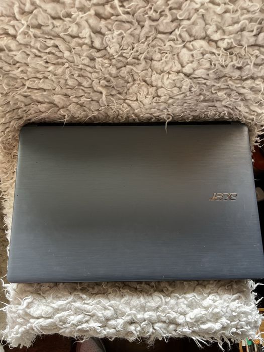 Portatil Acer E5-571G