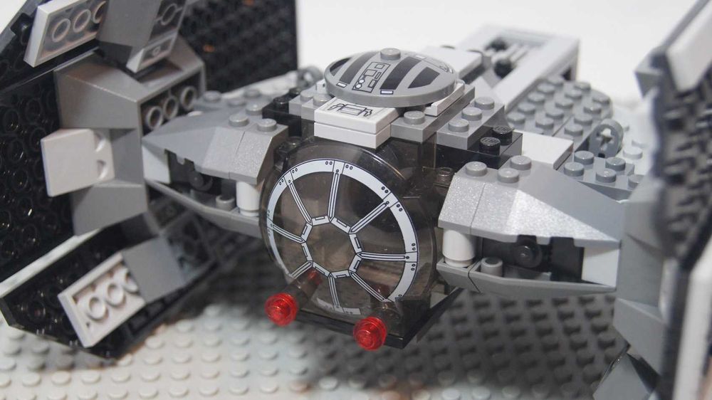 Lego Star Wars 8017 Darth Vader TIE Fighter figurka