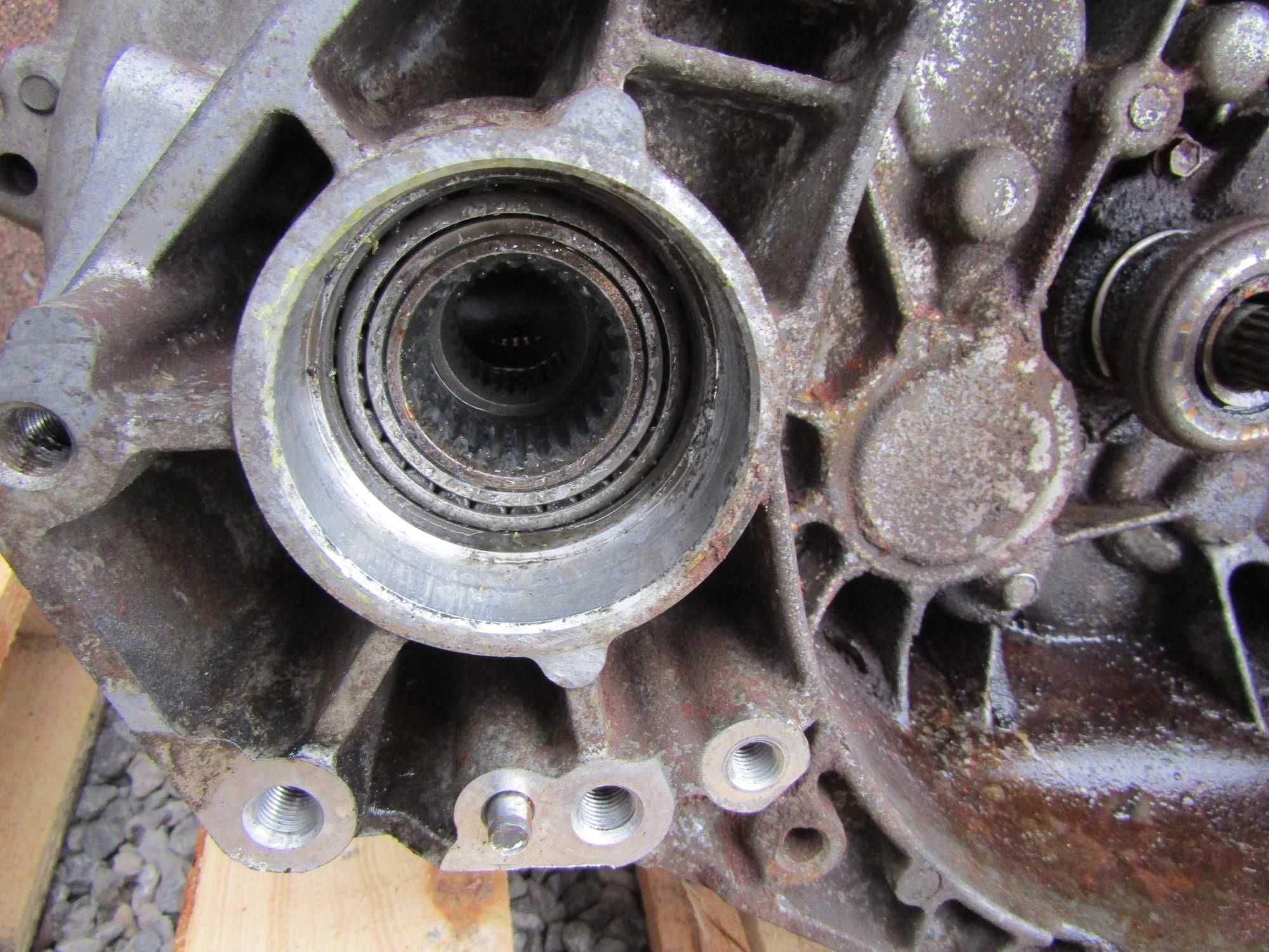 Suzuki Sx4 Fiat Sedici 1.9 DDIS JTD skrzynia biegów 4x4 79JB