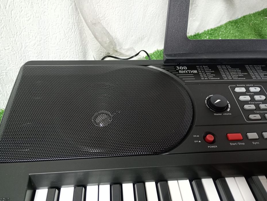 Schubert Etude 300 Keyboard 

Produkt powystawowy sprawny 
Moż