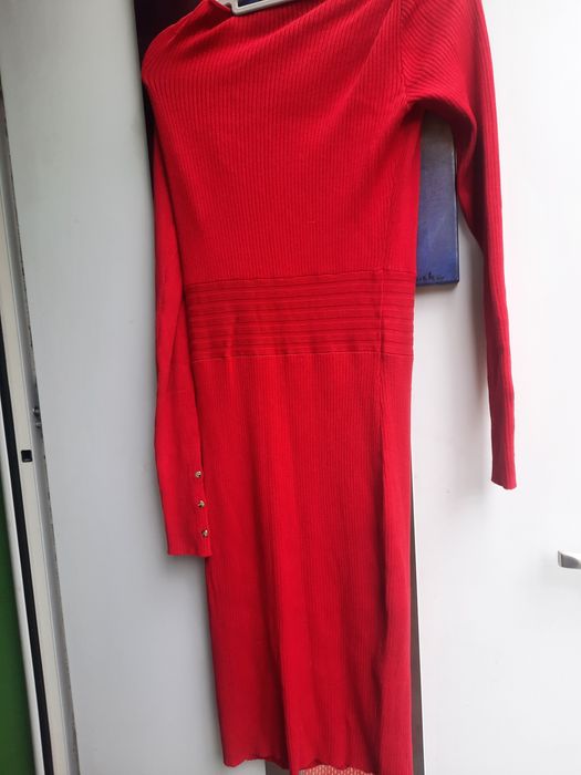 Guess dzianinowa czerwona sukienka rozmiar L