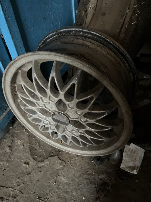 Продам колеса на опель вектра б