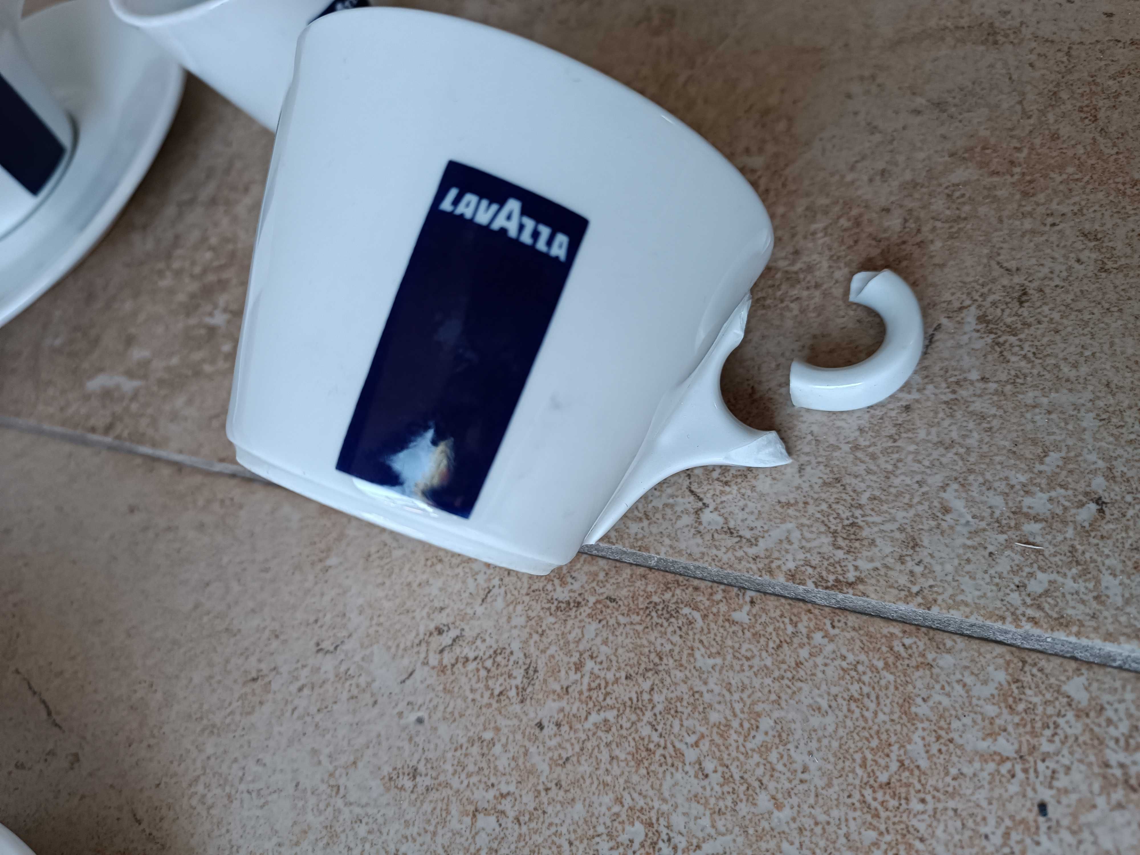 Zestaw 6 filiżanek i 4 podstawek Lavazza NOWE