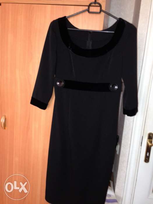 Маленькое чёрное платье - стрейч,размер S,практически новое!