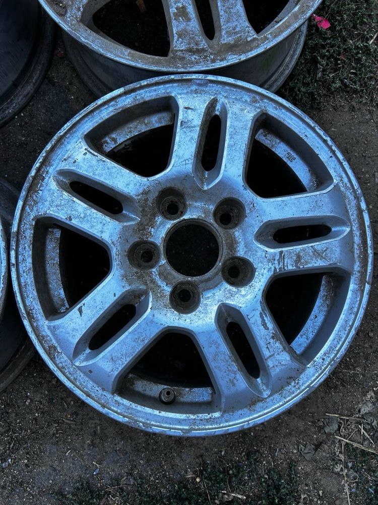 Диски R15 состояние нормальное