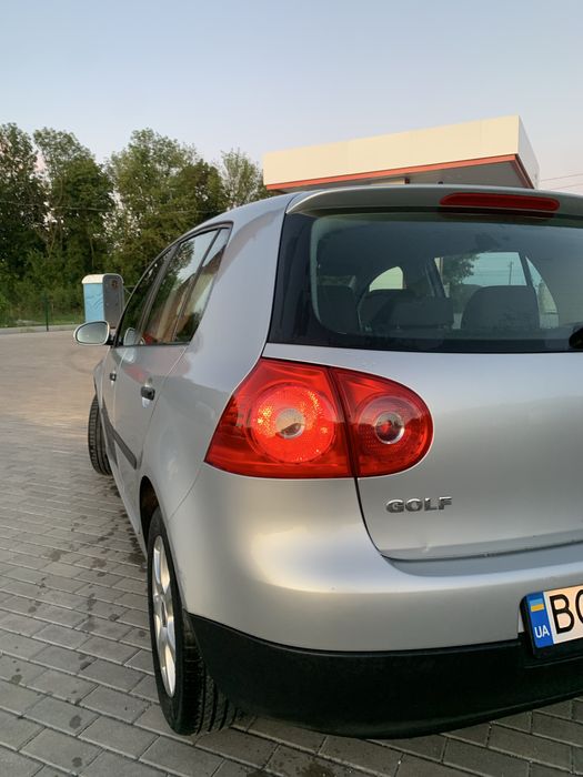 Гольф 5 1.6 МРІ 2006рік