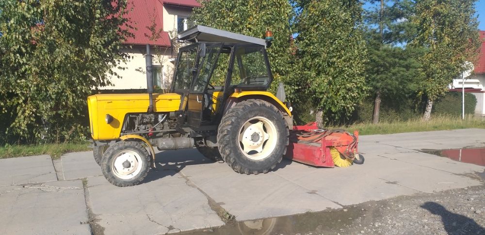 zamiatarka szczotka zamiatanie dróg placów jezdni