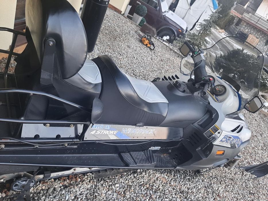Skuter śnieżny Arctic cat bearcat 660