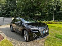 AUDI Q4 E-TRON бампер разборка ку4 шрот е-трон запчасти