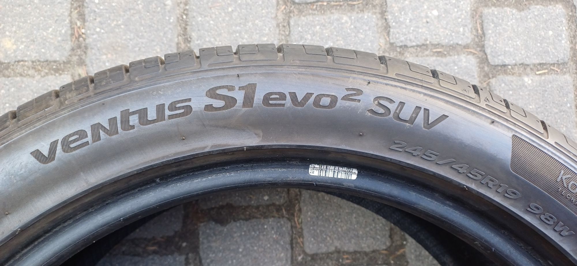 HANKOOK 245/45R19 98W , pojedyńcza opona letnia.