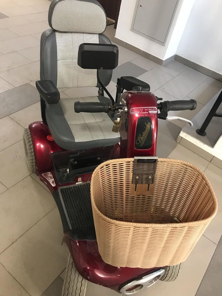 Shoprider-mercedes wsród elektrycznych skuterów  inwalidzkich