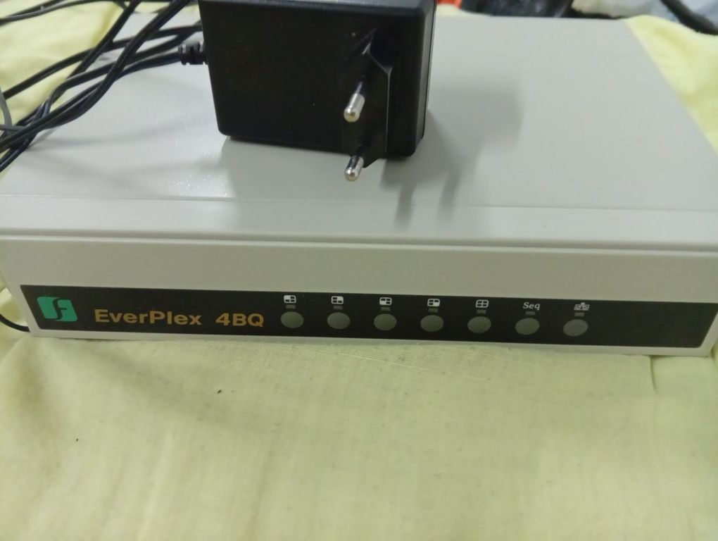 Видеорегистратор (тквадратор) EverPlex 4BQ