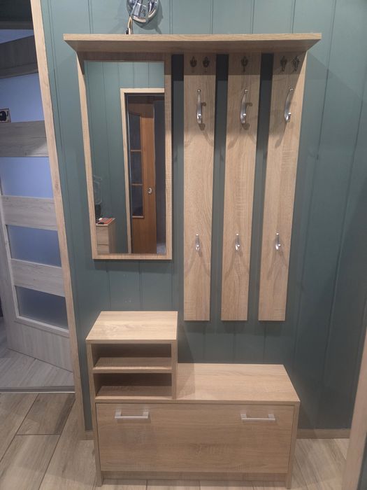 Sprzedam komodę i garderobe