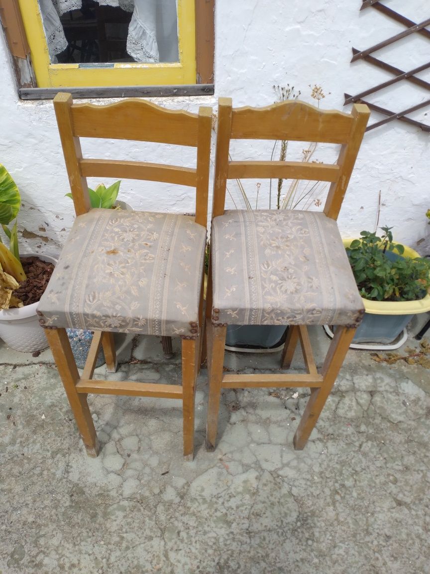 Cadeiras altas  para bar