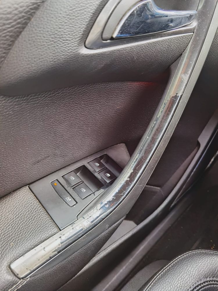 Opel Astra cosmo 1.7 cdti