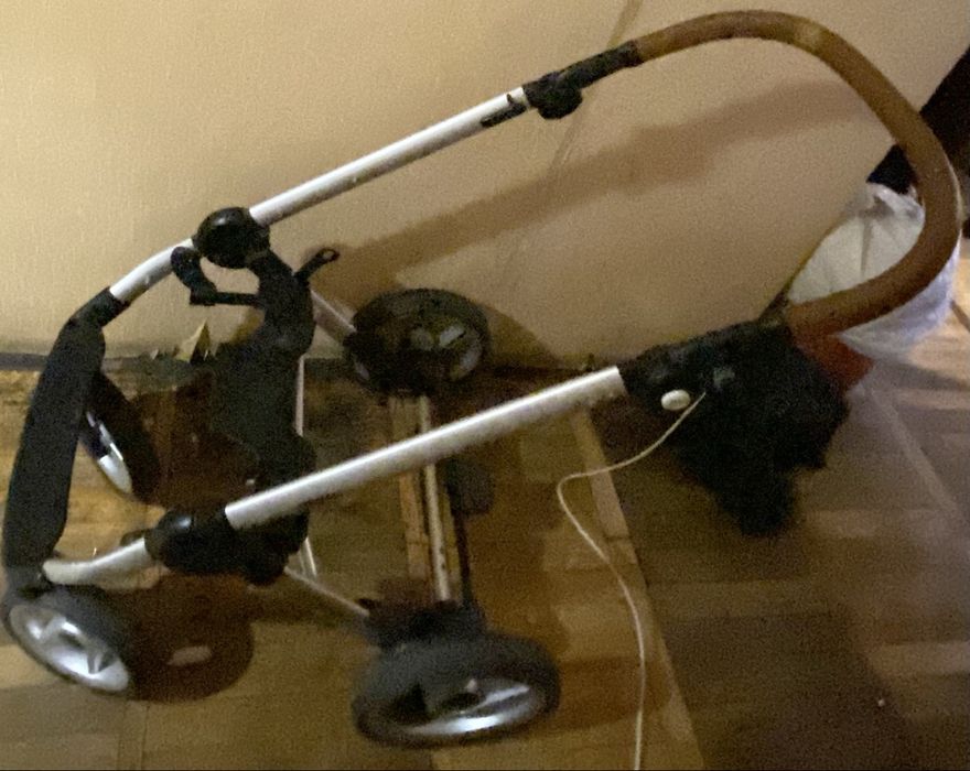 Коляска Mutsy в хлоршем состоняии