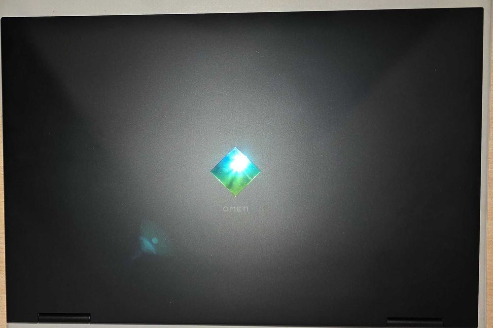Laptop do gier HP OMEN 17-ck0213nw  i7  32GB SSD 1TB  RTX3070 Win 11