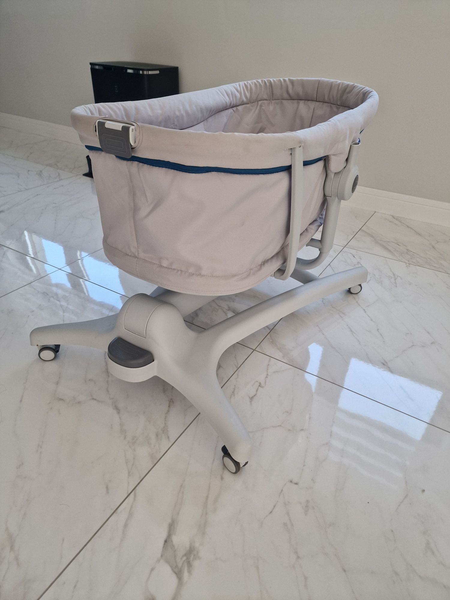 Chicco baby hug 4w1