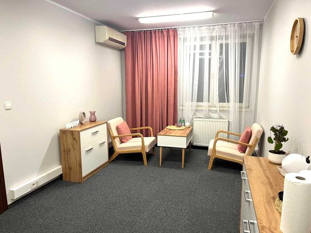 Biuro do wynajęcia - 17,50 m2 - Tychy, ul. Fabryczna 12