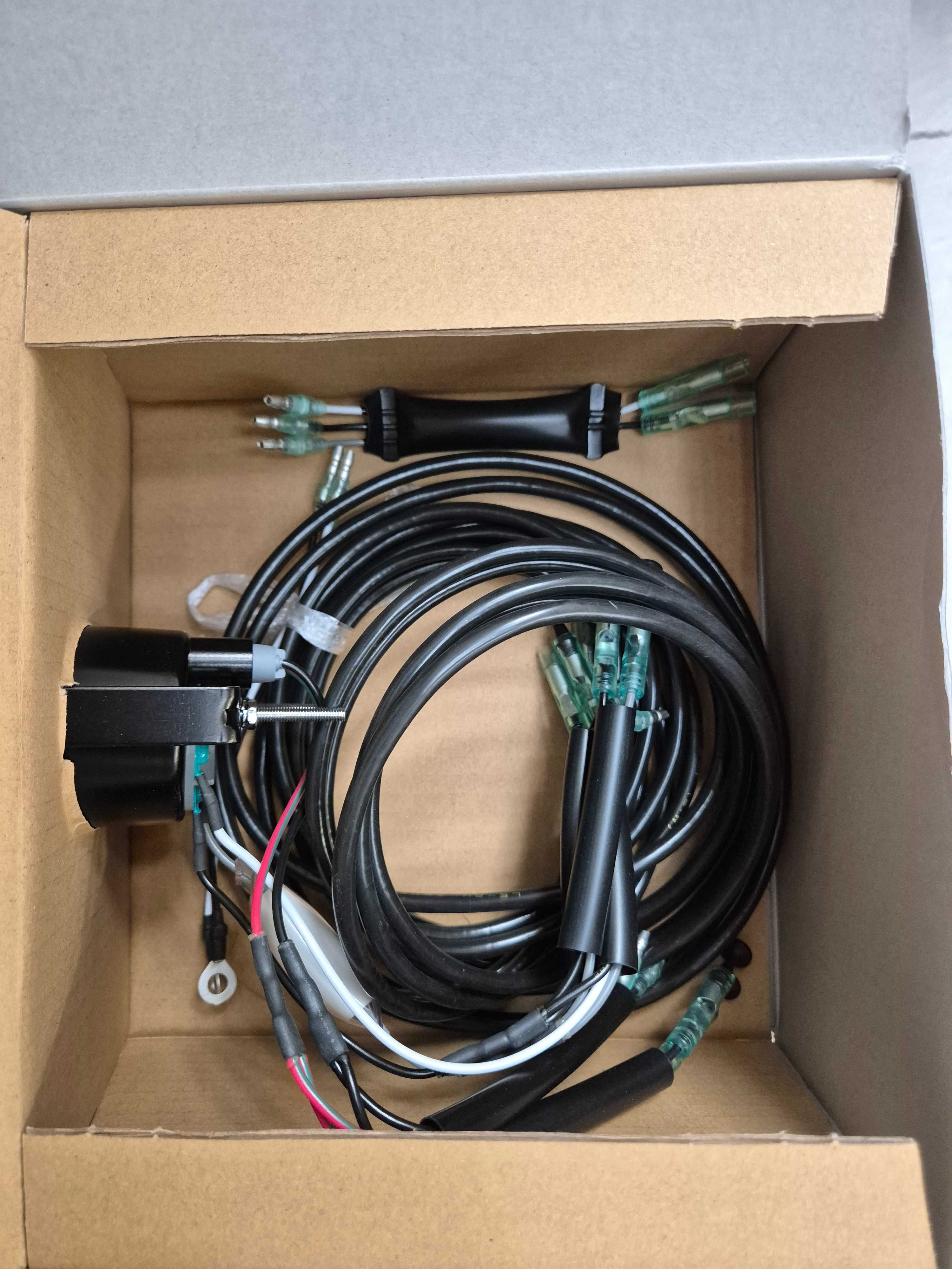 Silnik zaburtowy SUZUKI DF100BTL + PAKIET INSTALACYJNY + akcesoria