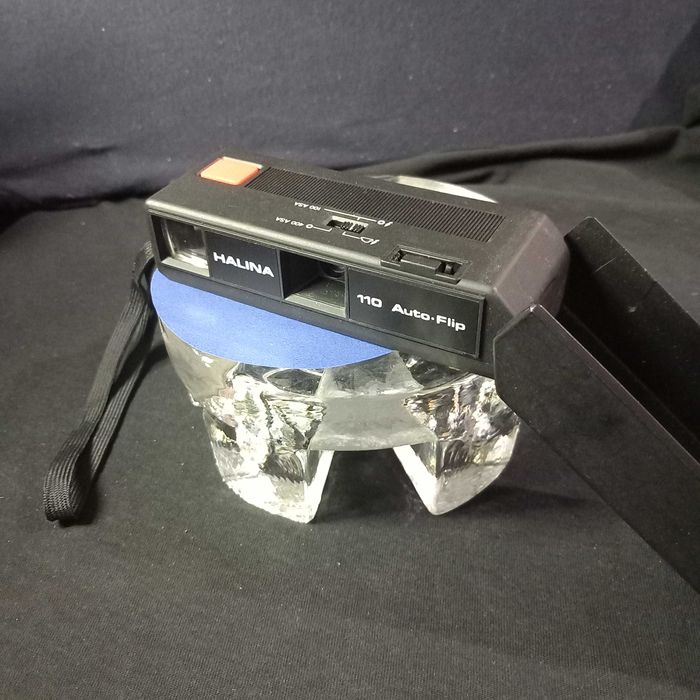 Máquina fotográfica HALINA