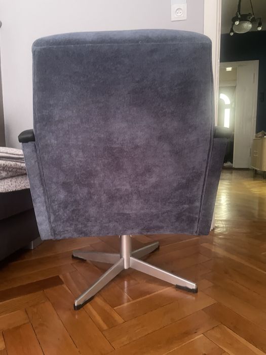 Fotel PRL obrotowy vintage
