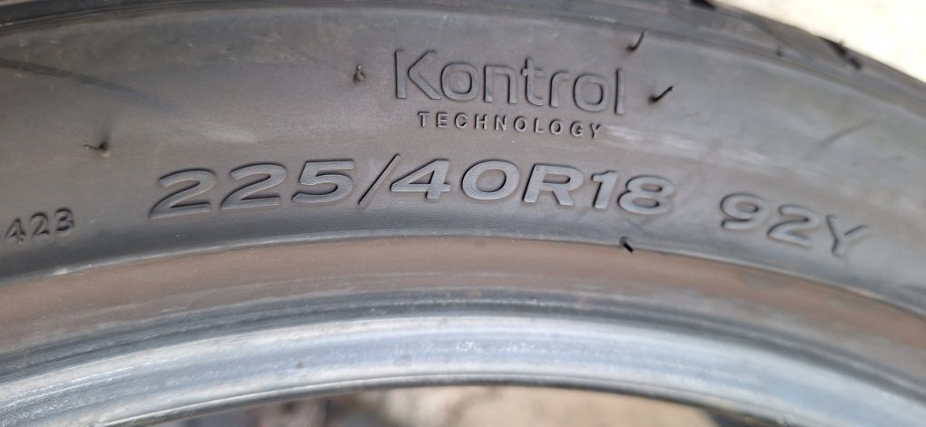 225/40R18 HANKOK 4шт шини літні  2022року