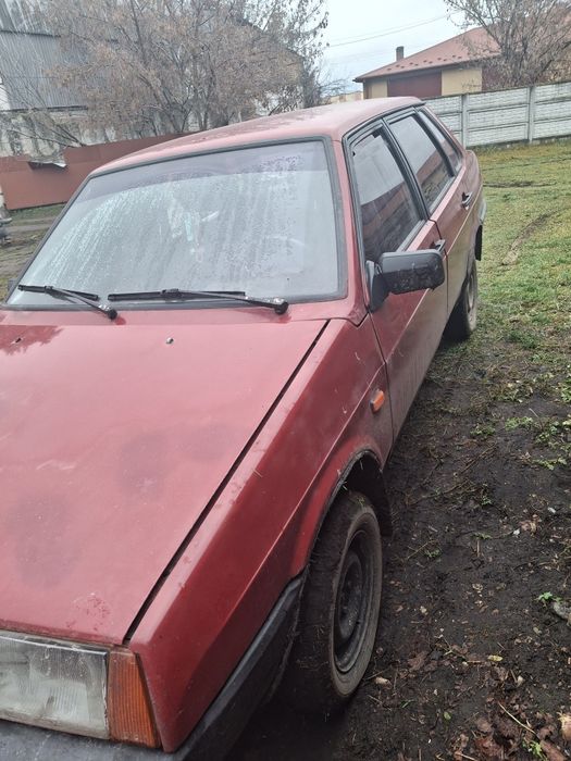 Продаю ваз2199 в хорошому стані 1994 рік