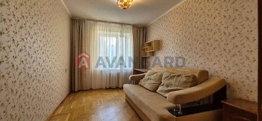 3х кімнатна з ремонтом, мебльована, техніка М Вокзальна Солом'янський